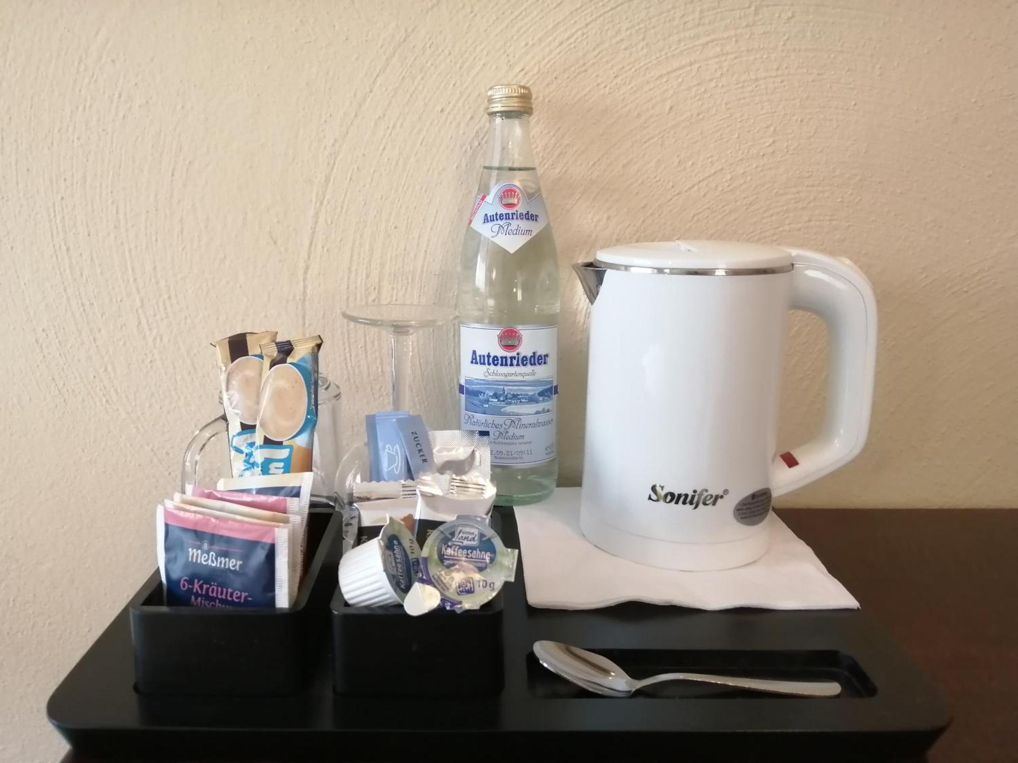 Hotel Augsburg Goldener Falke Ruang foto